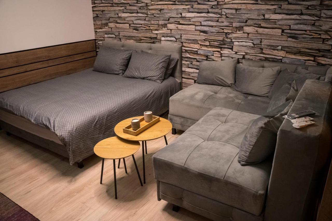 Geregs Alibi - Free Apartment