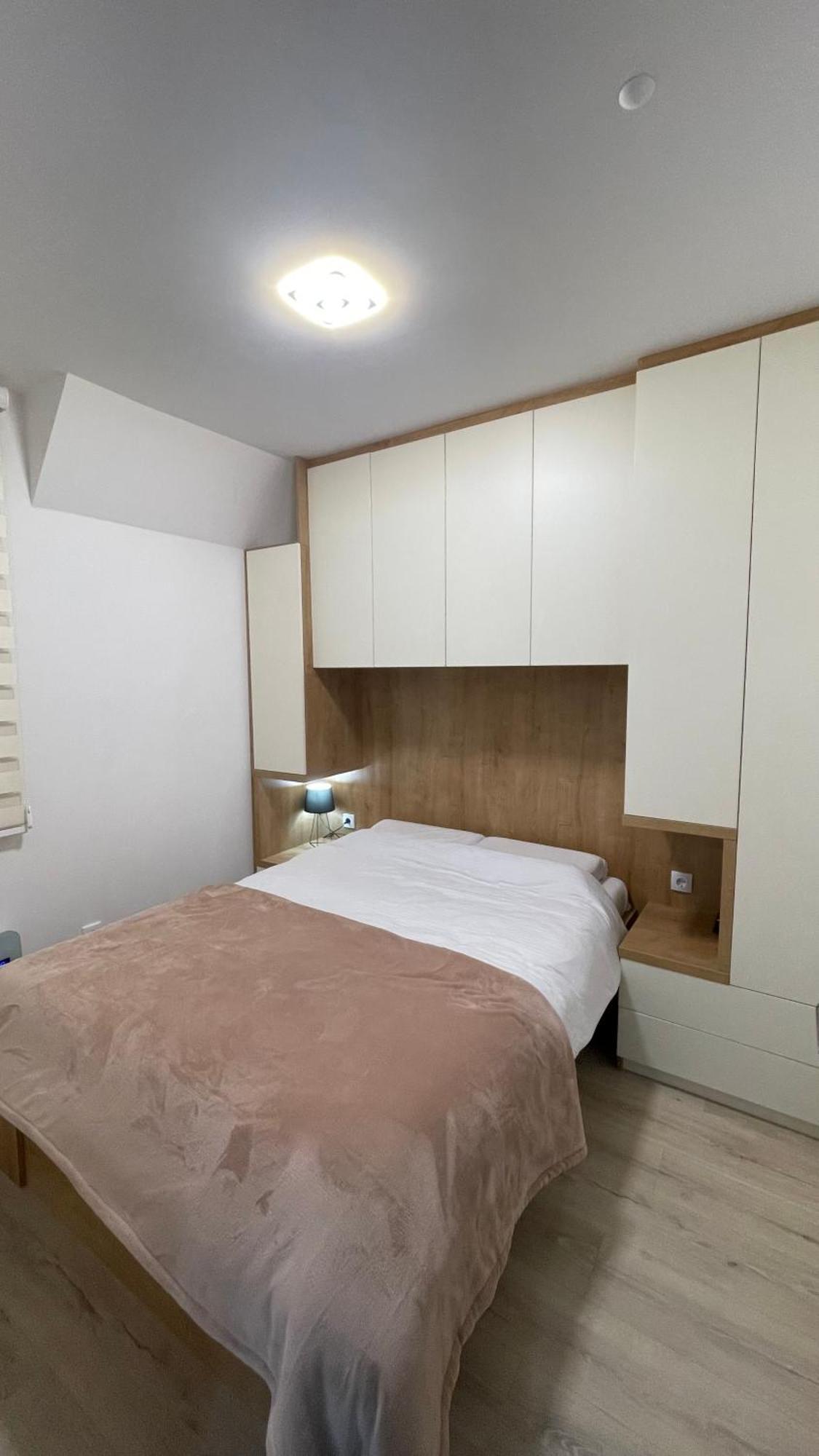 Apartment Geregs Alibi - Free *